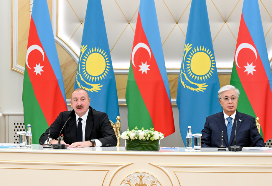 Prezident İlham Əliyev: Azərbaycan Ermənistana yük tranziti ilə bağlı işğal dövründən bəri mövcud olan bütün məhdudiyyətləri aradan qaldırıb