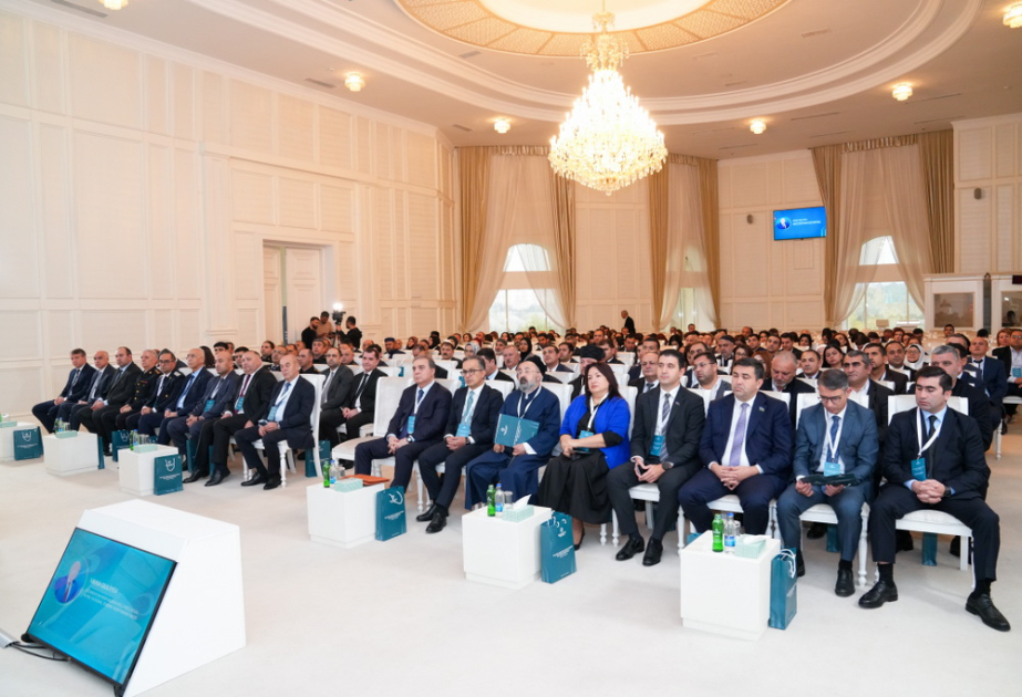 Gəncədə “İnklüziv cəmiyyət quruculuğunda din xadimlərinin rolu” mövzusunda regional konfrans işə başlayıb VİDEO
