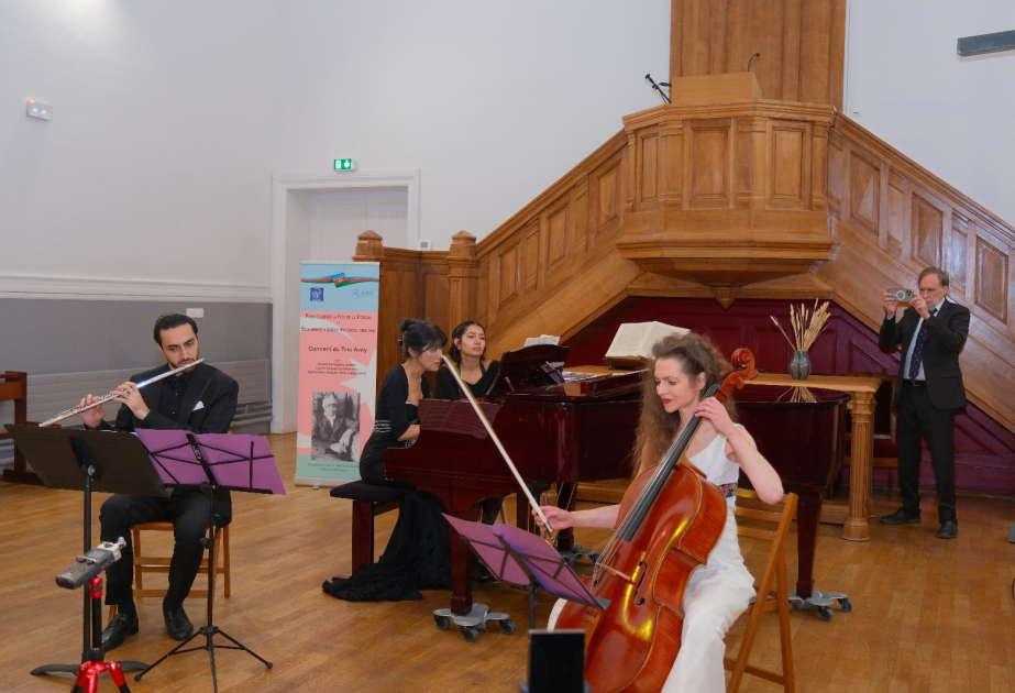 El espíritu de la Victoria y el legado de Uzeyir Hajibeyli se unen en París