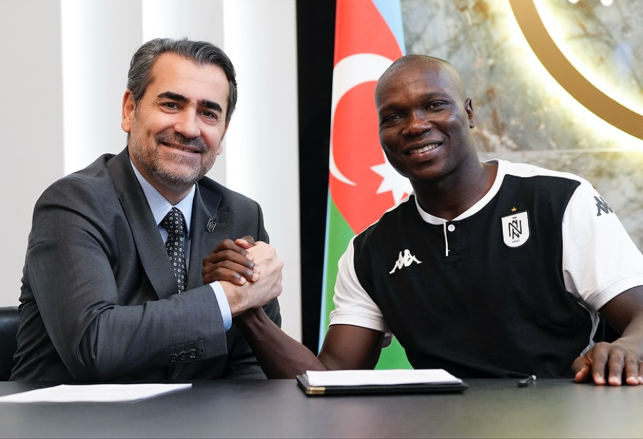 “Neftçi” ulduz futbolçunun transferini açıqlayıb