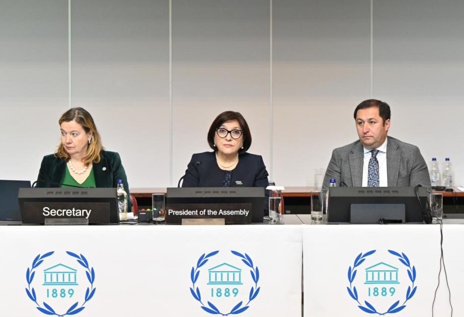 رئيسة المجلس الوطني الأذربيجاني تترأس جلسة نقاش في اجتماع الاتحاد البرلماني الدولي بجنيف