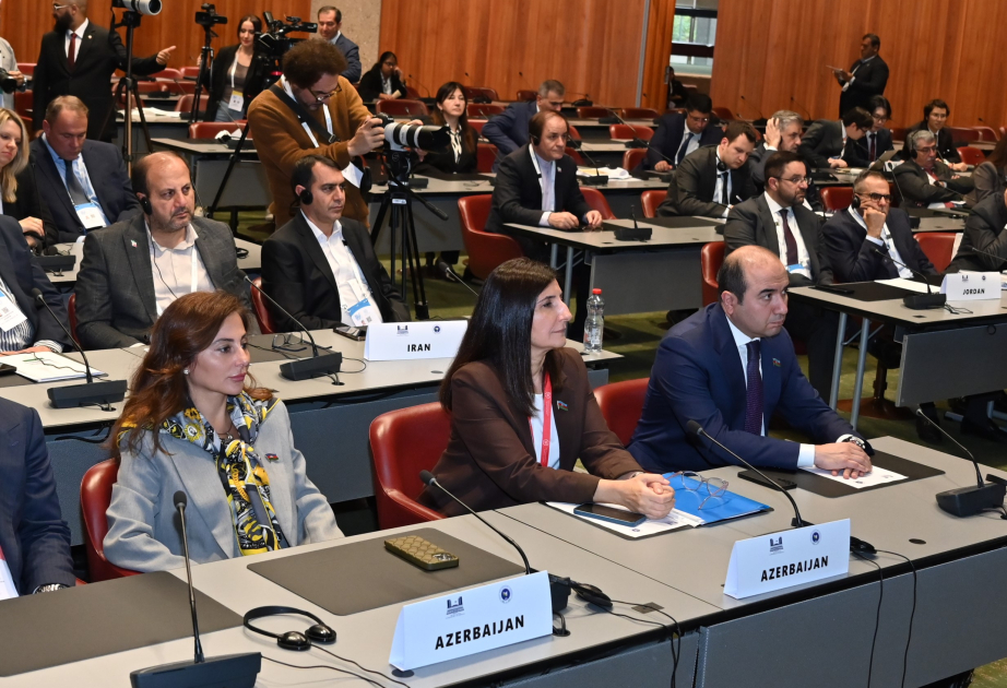 Representantes del Parlamento de Azerbaiyán intervinieron en los debates celebrados en el marco de la 151ª Asamblea