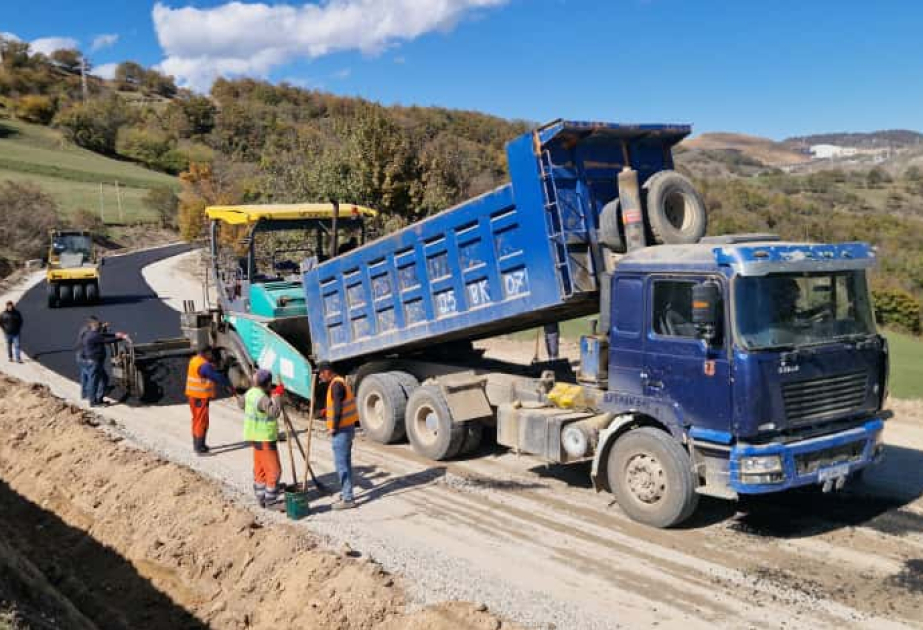 Daşkəsəndə Quşçu-Çovdar-Çaykənd avtomobil yolunda təmir işləri aparılır