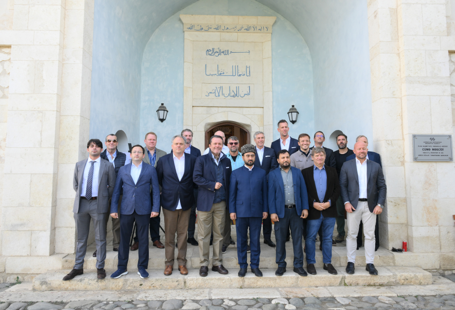 Los viajeros extranjeros visitaron lugares históricos de Karabaj y Zangazur Oriental