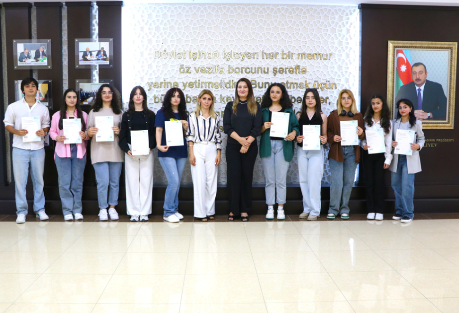 Azərbaycan Universitetinin 90 tələbəsi PTE sertifikatı əldə edib