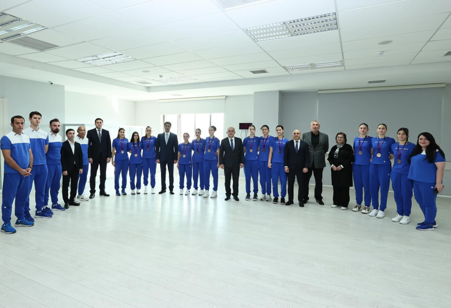 III MDB Oyunlarında bürünc medal qazanmış Azərbaycan voleybolçuları ilə görüş olub
