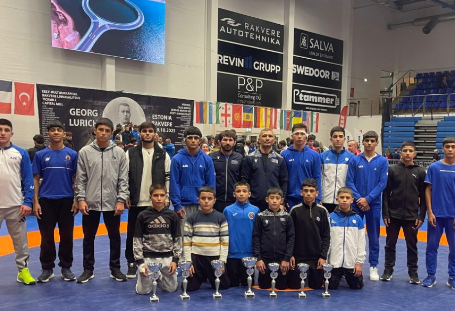 Los jóvenes luchadores azerbaiyanos ganan 7 medallas en Estonia