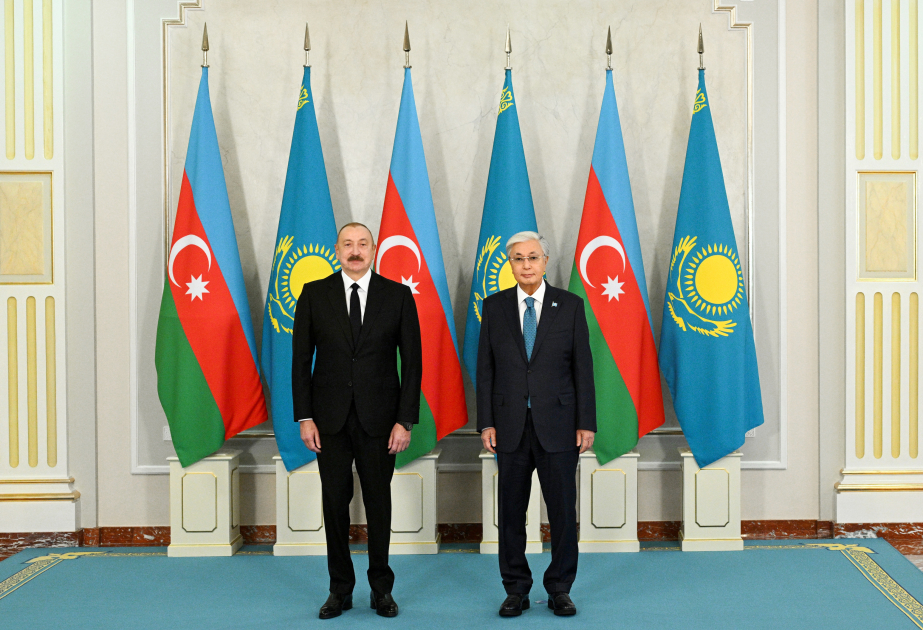 President Ilham Aliyev congratulates President Kassym-Jomart Tokayev and people of Kazakhstan on Republic Day