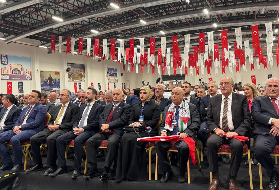 Azərbaycan şairləri "28-ci Beynəlxalq Xəzər şeir axşamları"nda yaddaqalan çıxışlar ediblər