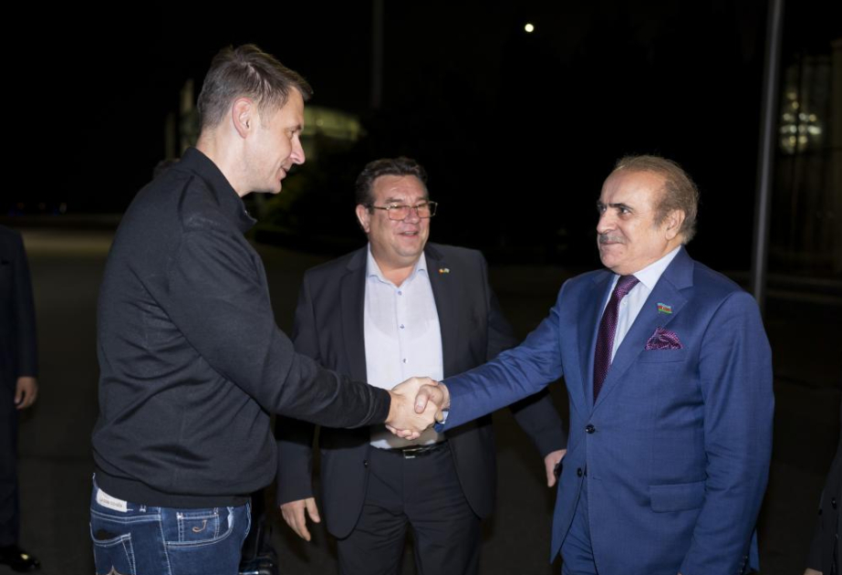 President of Romanian Senate arrives in Azerbaijan