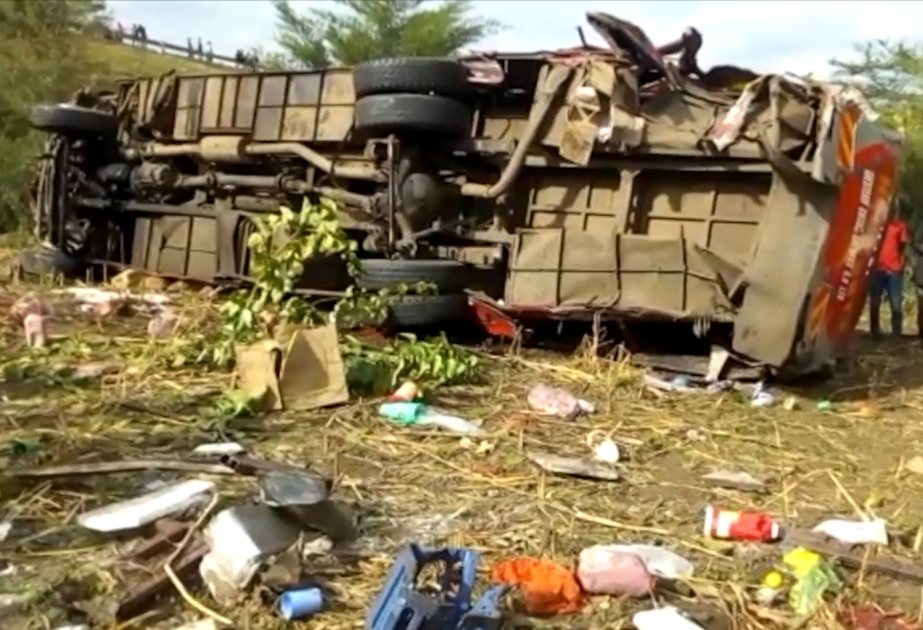 Bus plunges off mountain road in Bolivia, killing at least 16