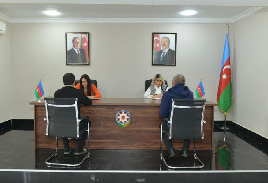 Cəzaçəkmə müəssisələrində məhkumlara hüquqi yardım göstərilib