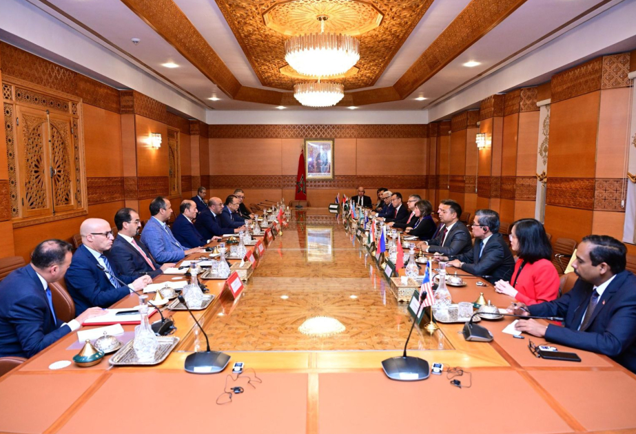 Rencontre d'une délégation d'ambassadeurs des pays d'Asie-Pacifique accrédités auprès du Maroc avec le président de la Chambre des conseillers
