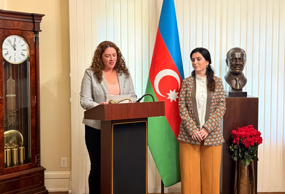 Marşal İrsi İnstitutu ANAMA əməkdaşını və minaaxtaran iti ilin “Ən yaxşı minaaxtaran iti komandası” elan edib