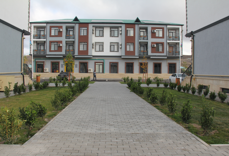 Ağalı kəndi yenidən canlanır: 103 ev, “Townhouse” tipli binalar və müasir park VİDEO