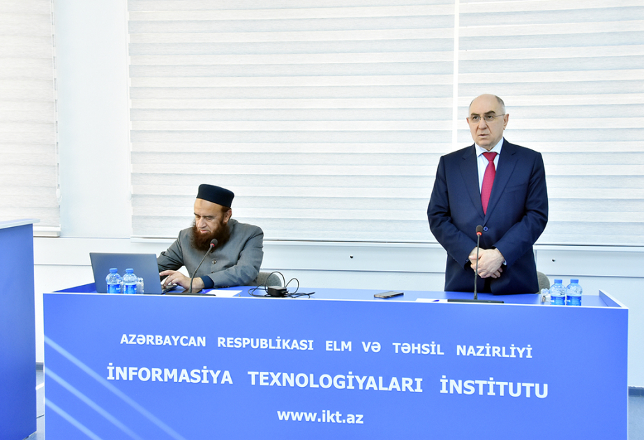Çikaqo Universitetinin professoru ilə rəqəmsal tibb problemləri müzakirə olunub