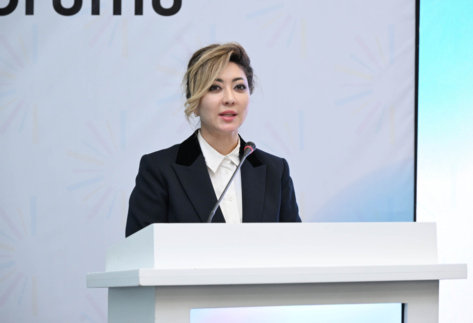 Viceministra de Comercio de Kazajistán subraya la importancia de crear una marca túrquica