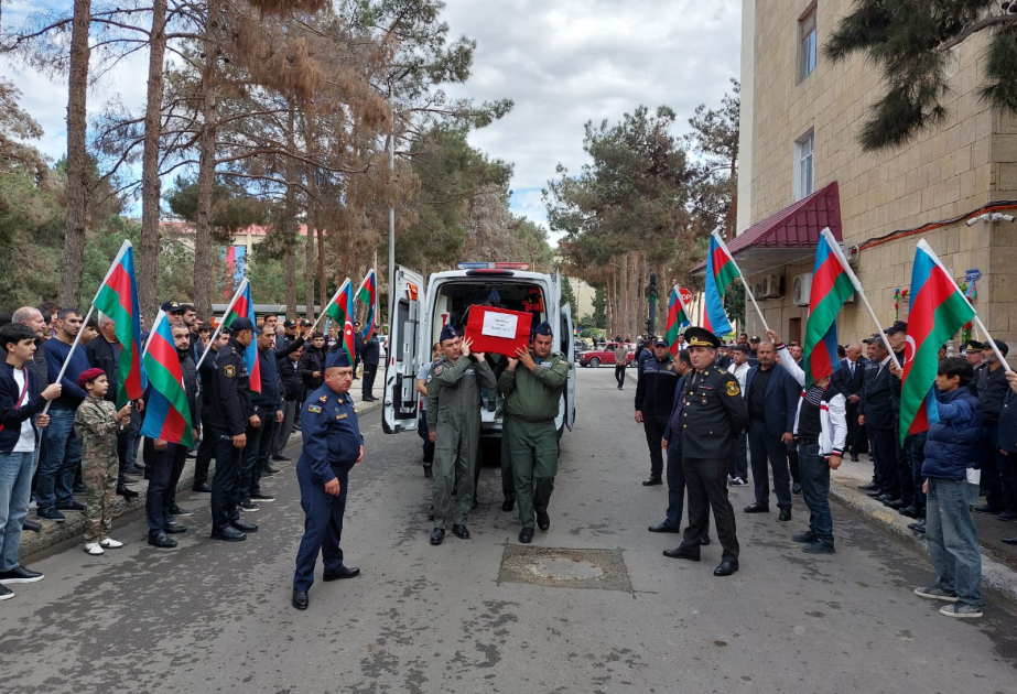 تشييع رفات الشهيد المفقود الآخر في حرب قراباغ الأولى في شروان