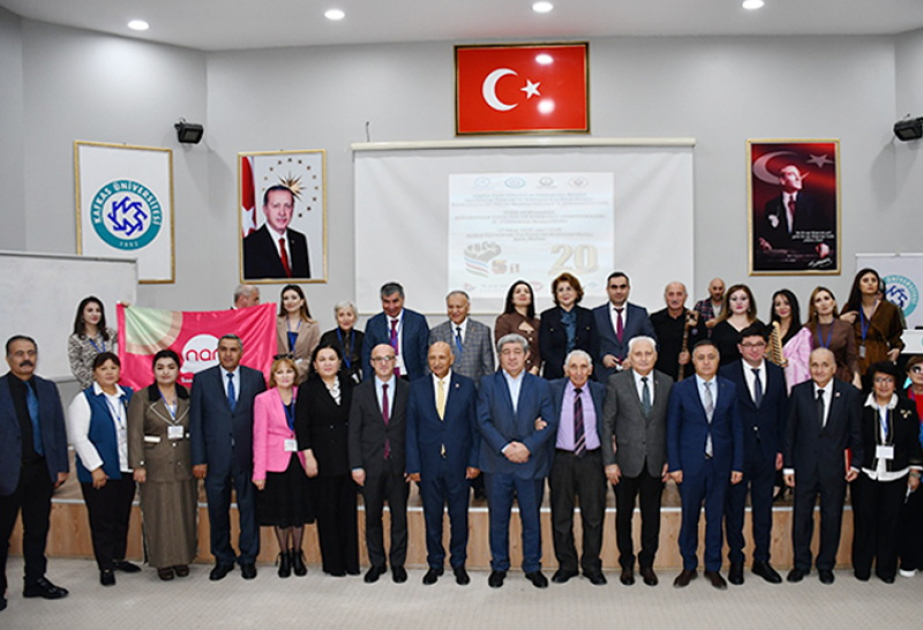 ®  “Nar” Azərbaycan dilinə həsr olunmuş beynəlxalq simpoziuma dəstək olub