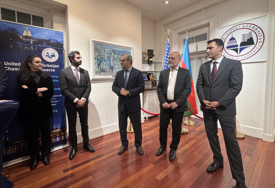 اجتماع في واشنطن مع المشاركين في برنامج المنح الدراسية لمؤسسة رامسفيلد لمناقشة فرص التعاون