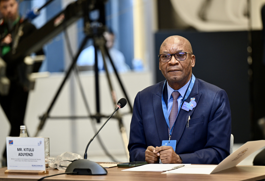 Asesor de la Embajada de la República Democrática del Congo en Abu Dabi : “Es necesario establecer acuerdos de cooperación reales basados en el respeto mutuo entre Bélgica y los países colonizados”