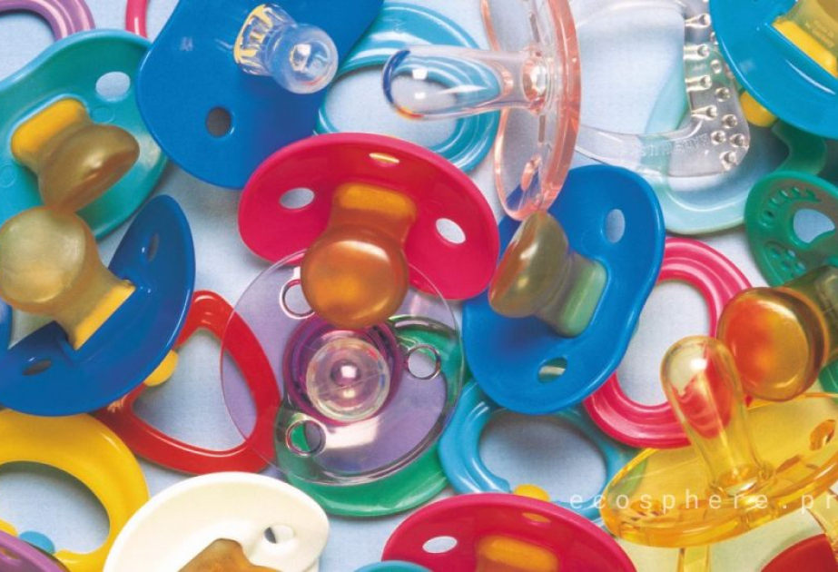 В детских пустышках популярных брендов обнаружено опасное химическое вещество