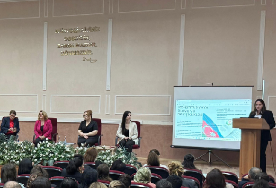 Dövlət büdcəsindən maliyyələşən təşkilatların baş mühasibləri üçün seminar keçirilib