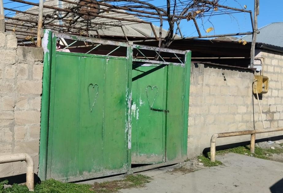 Xaçmazda törədilən qətlin təfərrüatları: 17 yaşlı yeniyetmə anasını öldürməkdə şübhəli bilinir VİDEO