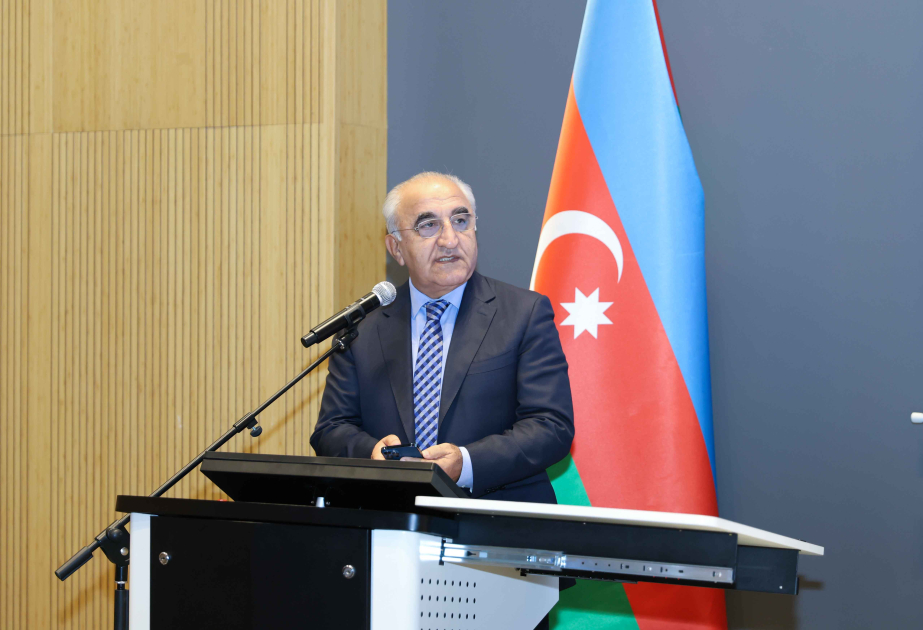 UNEC-də Azərbaycan Milli Elmlər Akademiyasının 80 illik yubileyi qeyd edilib