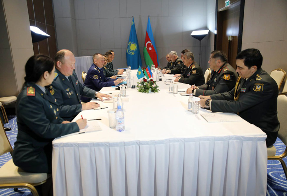 Azerbaijani, Kazakh Defense Ministers meet in Almaty