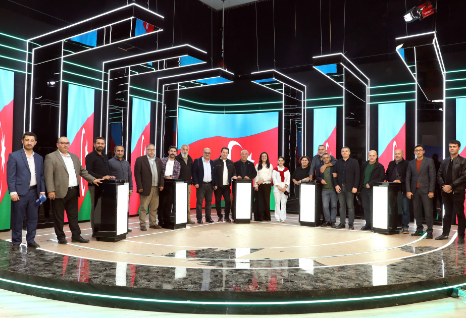 Journalisten aus den türkischen Provinzen Kars, Erzurum und Iğdır besuchen Nachtschiwan