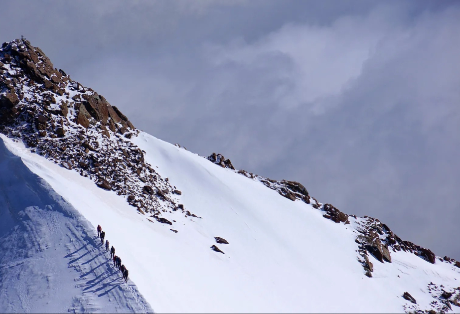 Cənubi Tirolda qar uçqunu nəticəsində beş alman alpinist həlak olub