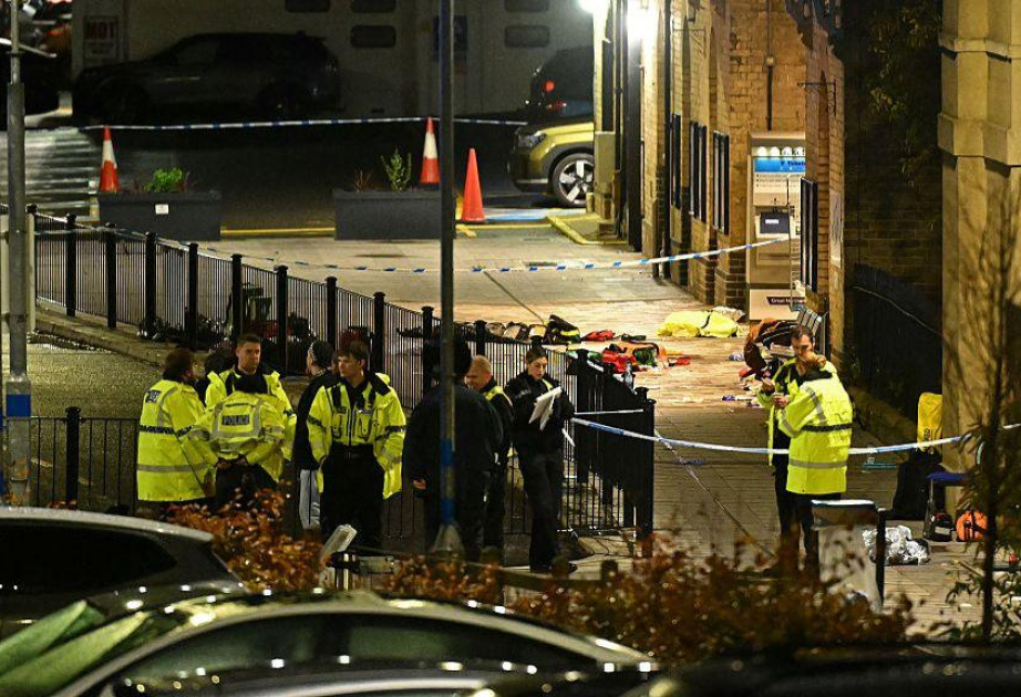 9 left with life-threatening injuries in UK train stabbing