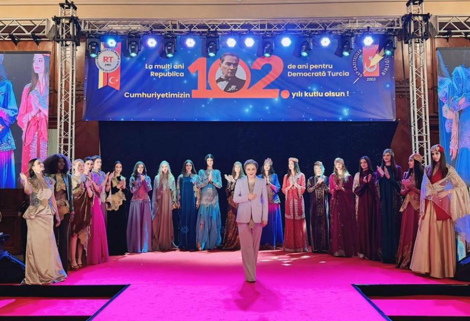 La reconocida diseñadora azerbaiyana fue galardonada con un prestigioso premio