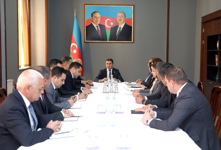 Ali Məclisin Hüquq siyasəti komitəsinin iclası keçirilib