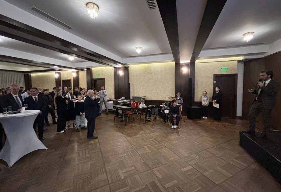 在布加勒斯特举行胜利日官方招待会