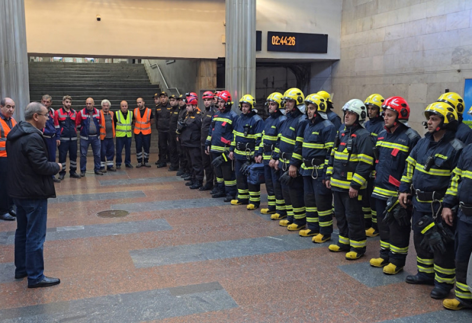 Metroda təlim keçirilib