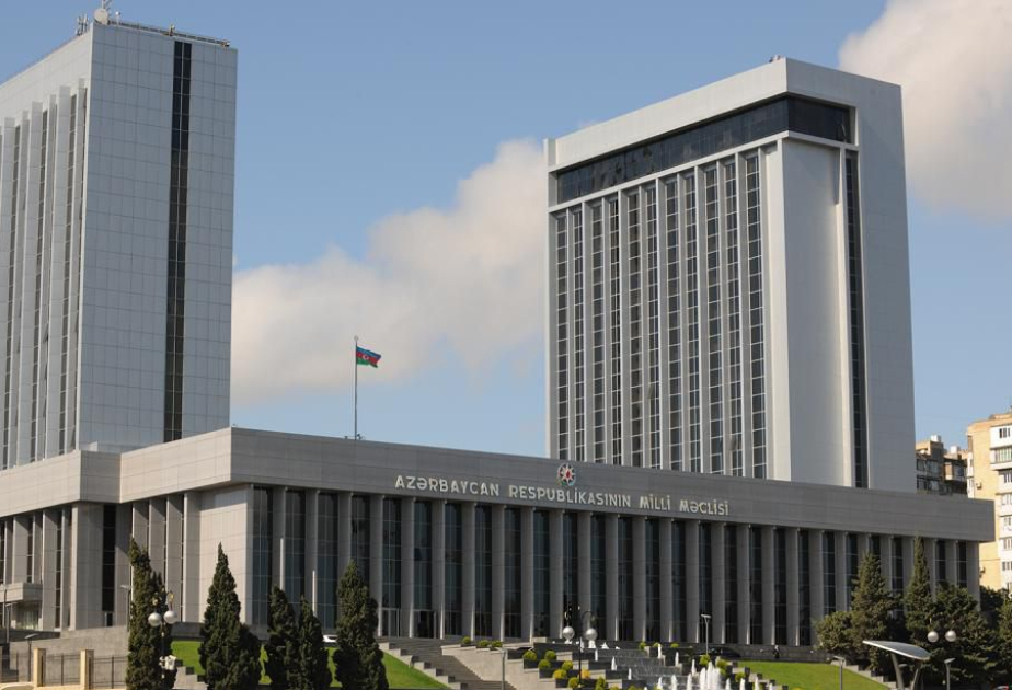Milli Majlis envió a los parlamentos extranjeros y a las organizaciones internacionales una Declaración con motivo del 5º aniversario del Día de la Victoria