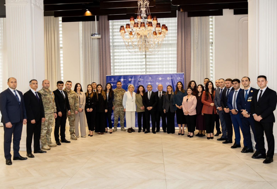 “ASAN xidmət”in kollektivi Zəfər Gününü qeyd edib
