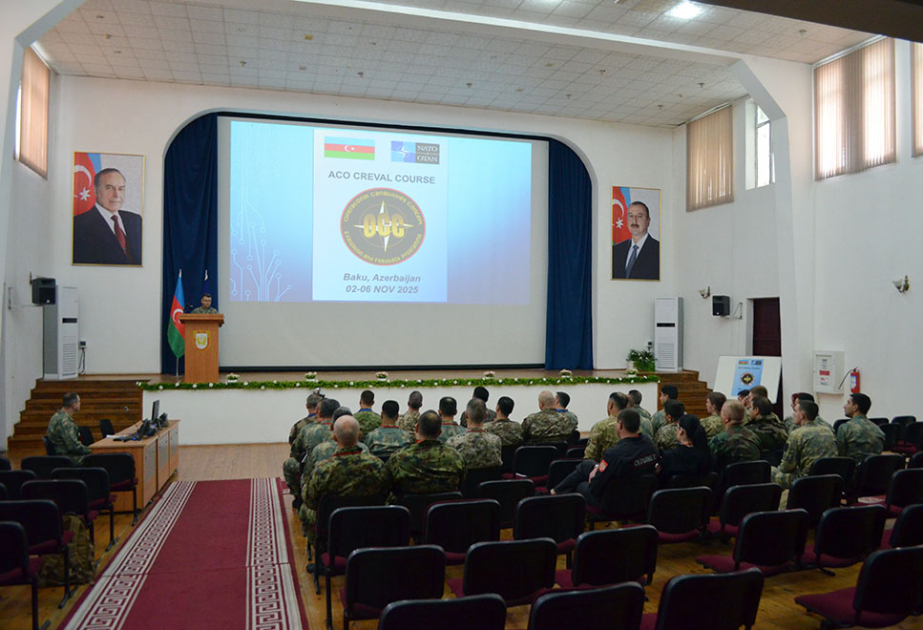 Se celebra en Bakú un curso de la OTAN