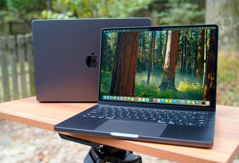 Apple reportedly planning cheaper macs to compete with budget chromebooks, PCs