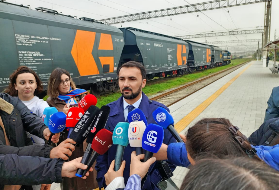 السكك الحديدية الأذربيجانية: ستستمر شحنات البضائع إلى أرمينيا عبر عبور أذربيجان
