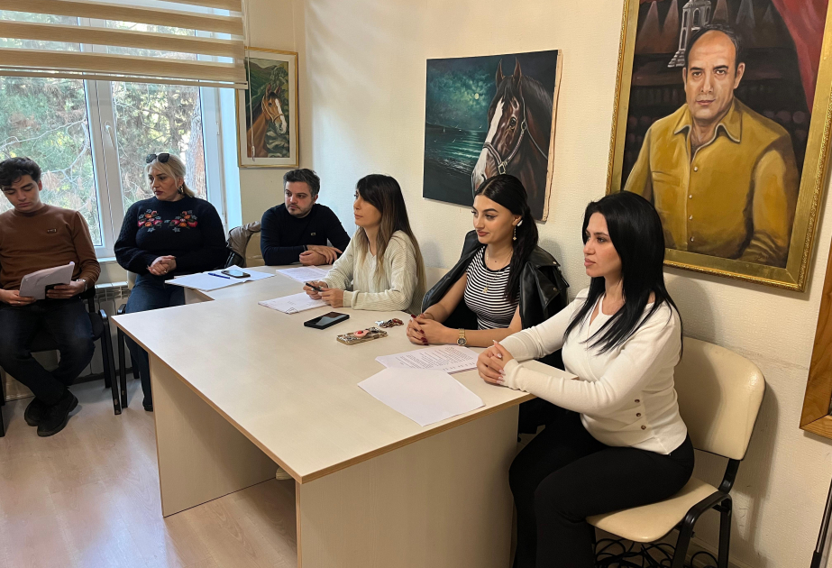 Sumqayıt Teatrında yeni tamaşa - “Gəlinlərin savaşı”