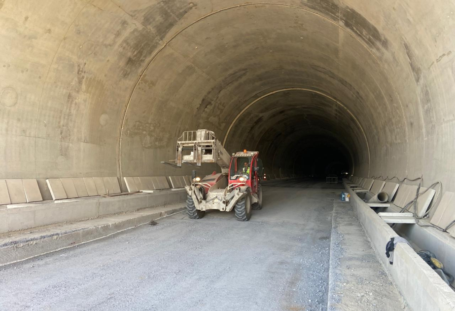 Şərqlə Qərbi birləşdirən dəhliz - Horadiz–Ağbənd avtomobil yolunda tikinti son mərhələdədir  REPORTAJ