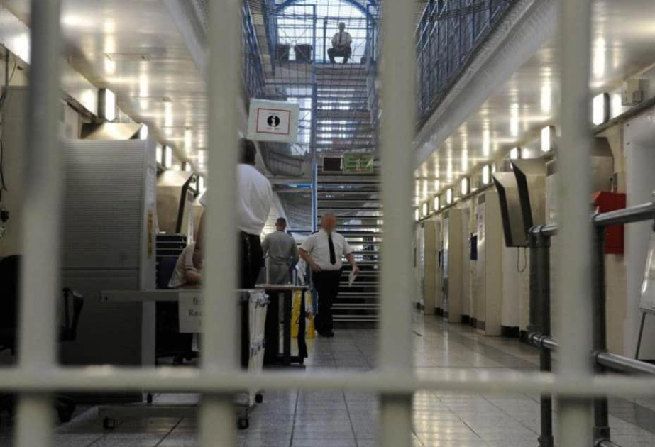 Ədliyyə naziri: Hər həftə Böyük Britaniya həbsxanalarından bir neçə məhbus səhvən azadlığa buraxılır