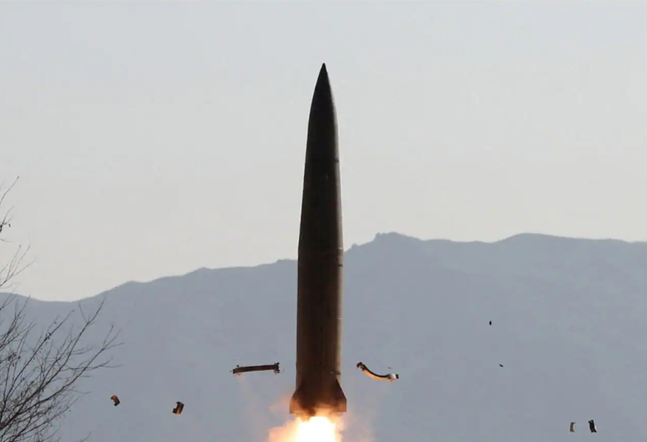La Corée du Nord a lancé un missile balistique vers la mer de l'Est