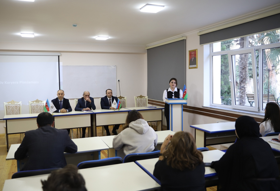 GDU-da dövlət qulluğu ilə bağlı maarifləndirici seminar keçirilib