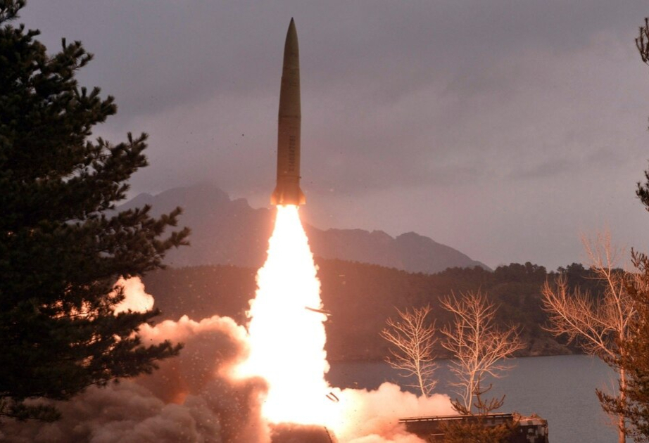 Япония выразила протест КНДР в связи с запуском баллистической ракеты