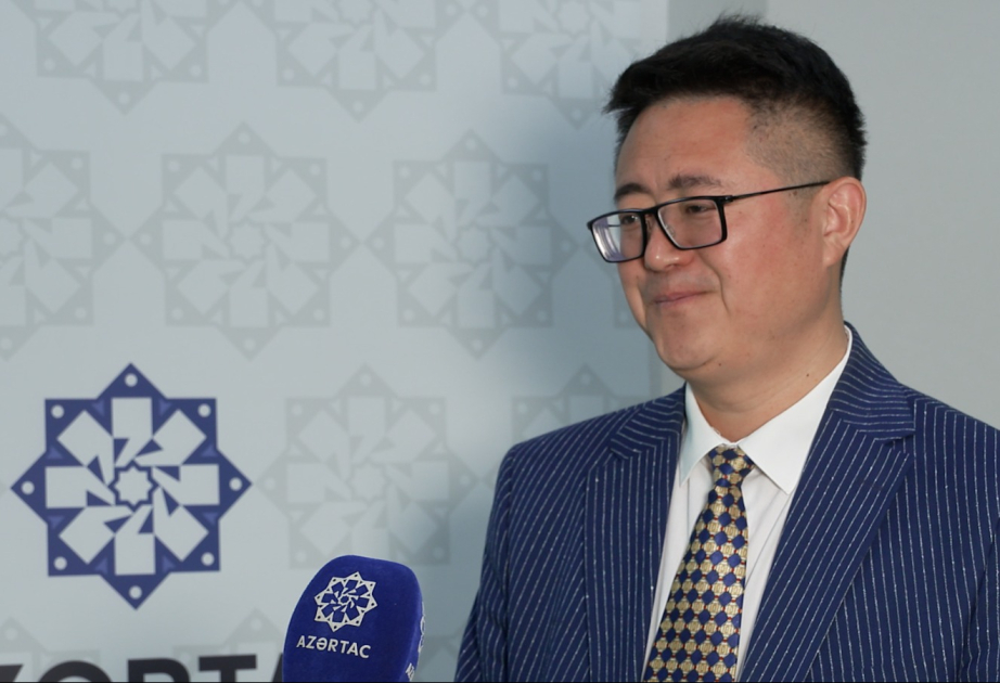 Professor Renyin Li: Çin ilə Azərbaycan arasında təhsil və mədəniyyət sahələrində əməkdaşlıq böyük potensiala malikdir – EKSKLÜZİV  VİDEO