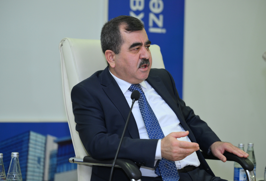 Akif Aşırlı: Jurnalistlər dilimizin saflığını qorumaq, doğru, anlaşıqlı və səlis yazmaq məsuliyyəti daşıyırlar